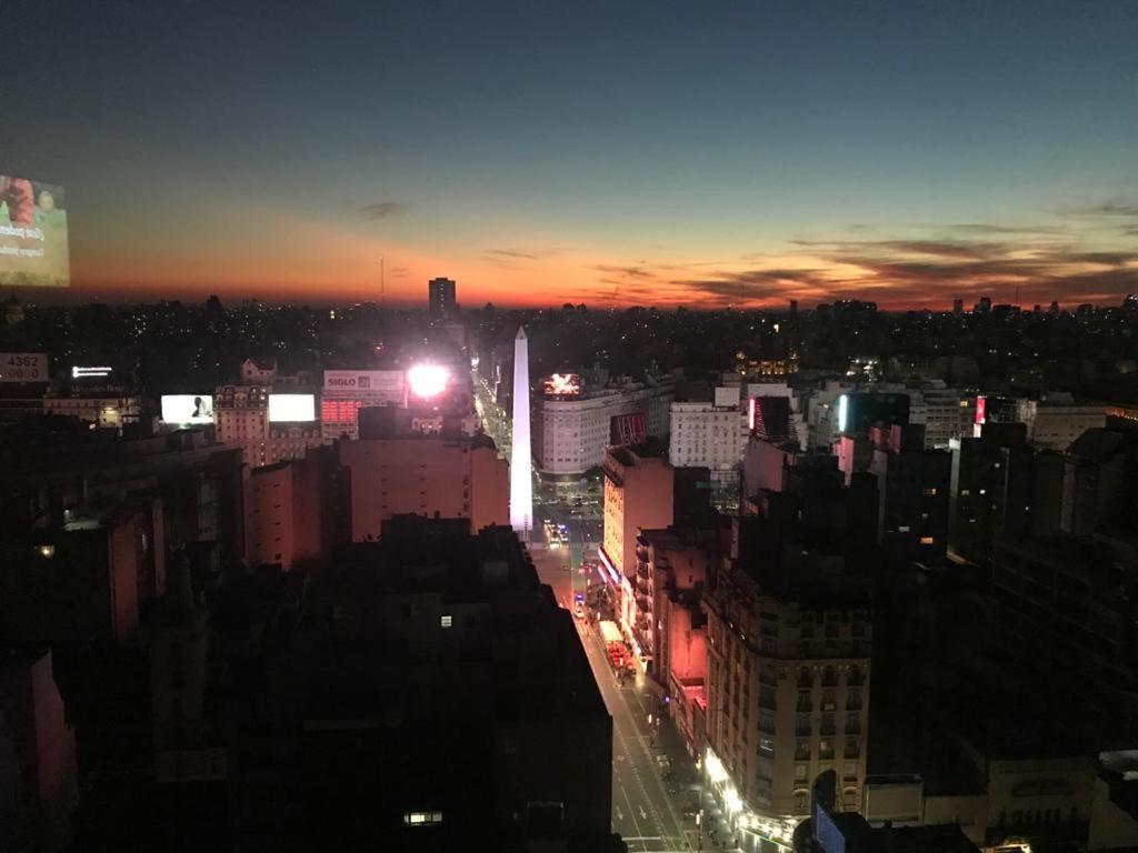 Que Mejor Vista Del Obelisco Piso A La Calle Corrientes Буенос-Айрес Екстер'єр фото